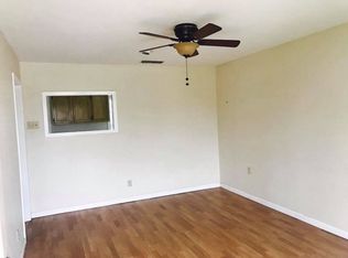 1303 Austin St, Portland, TX 78374