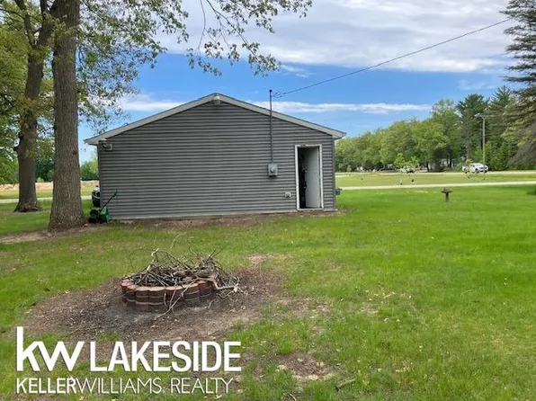 7115 Ann Rd, Caseville, MI 48725