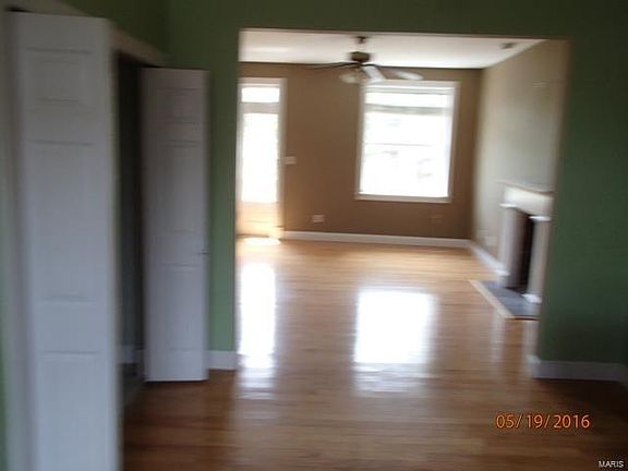 4th image of 1219 Barton St #B