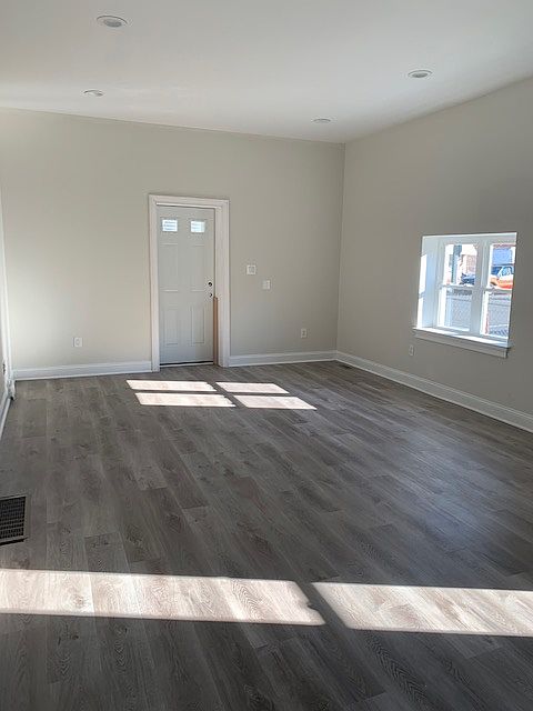 living/dining room