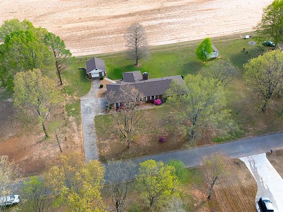 2nd image of 75 Murphy Dr
