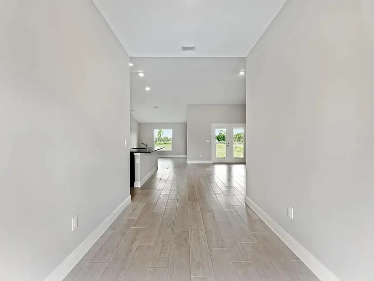 20365 Marie Ct — Photo 12