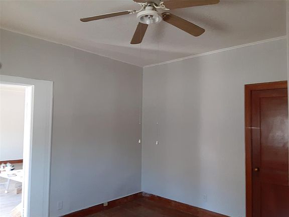 2nd image of 601 N 15th St APT B