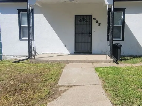 307 Yale St, Saint Joseph, MO 64504