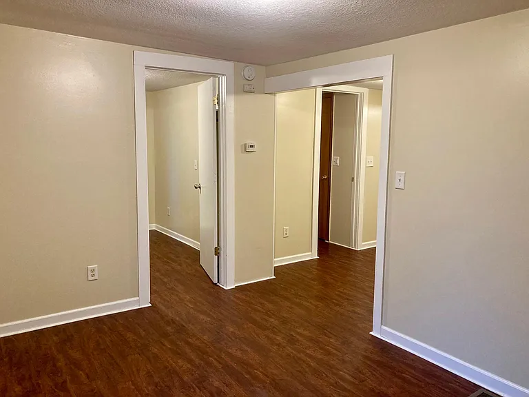 15710 Webster St — Photo 7