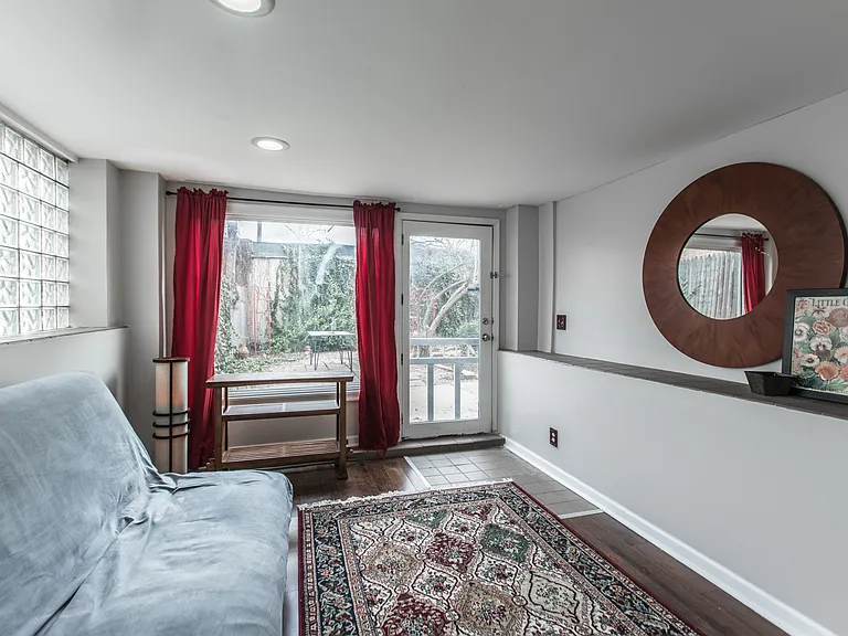 3821 Baltimore Ave — Photo 3