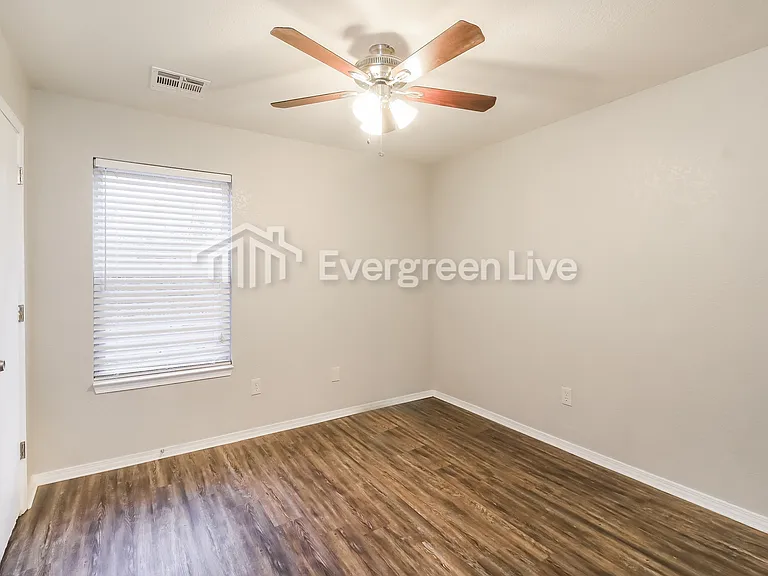 14913 Madder Dr — Photo 13