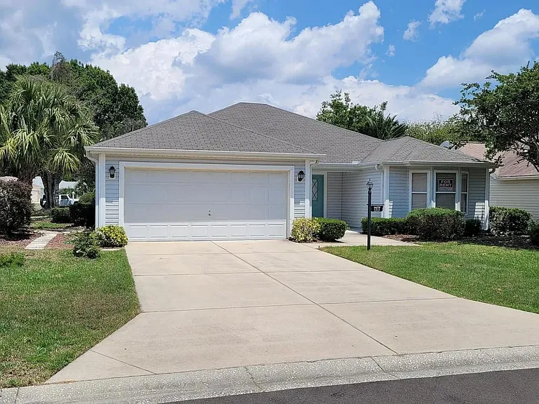 1215 San Juan Dr — Photo 1