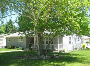 1702 Greenview Rd, Worthington, MN 56187