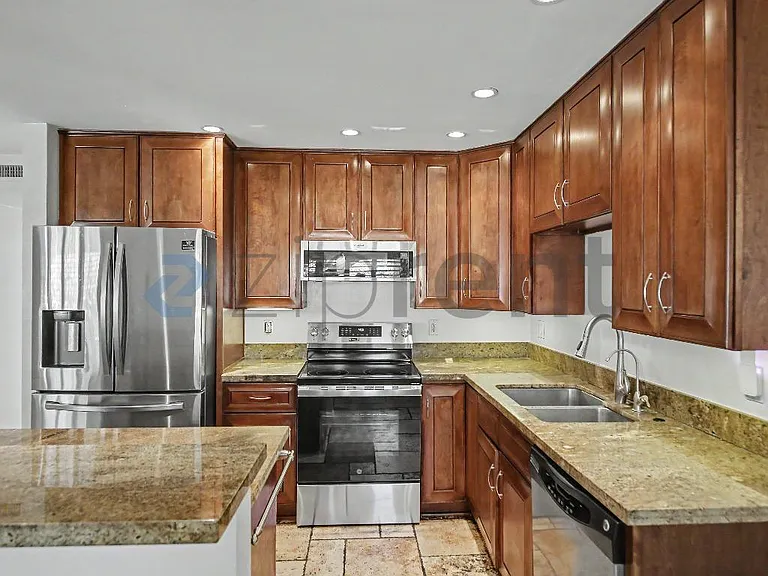1701 Anacapa St #30 — Photo 10