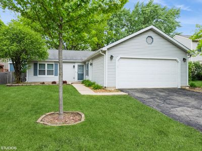 806 Idaho St, Carol Stream, IL, 60188