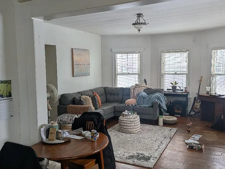 1099 Park Ave #1 — Photo 17