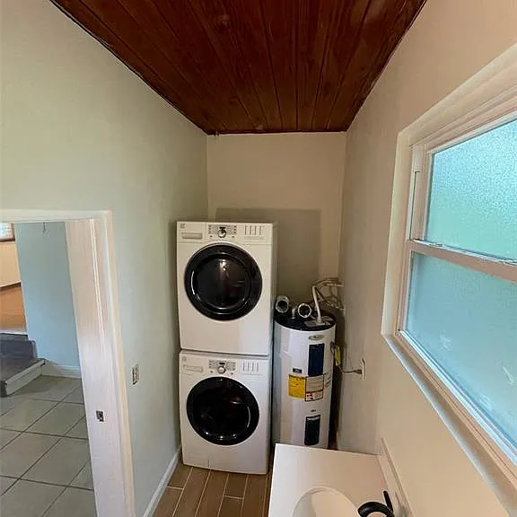 319 22nd St SW — Photo 15
