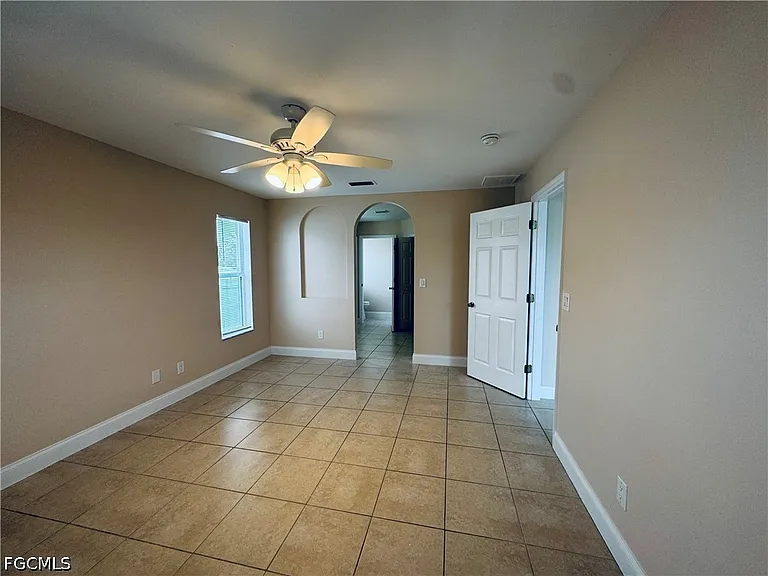 1140 NW 1st Ave — Photo 14