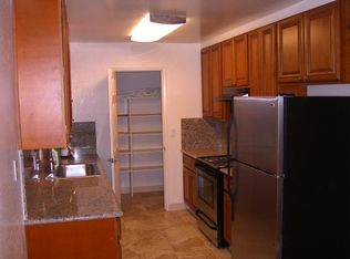 305 Easy St, Mountain View, CA 94043