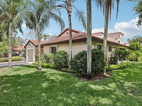 5th image of 8927 W Sunrise Blvd