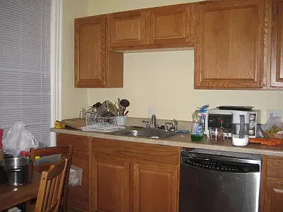 4 bed, 9999 sqft, $6,999 — Photo 3