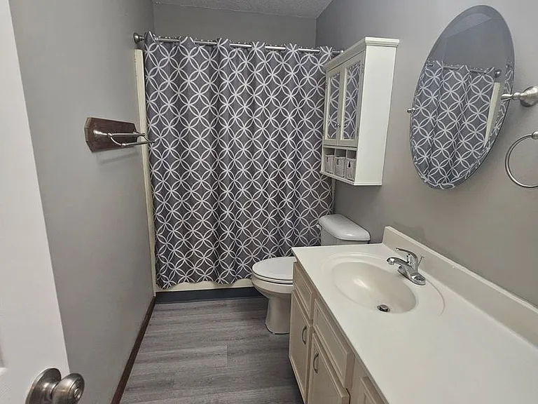 1202 Copper Creek Dr — Photo 16
