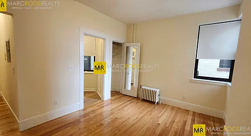 506 Beacon St Photo 1