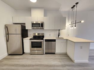 925 E Jersey St #111, Elizabeth, NJ 07201