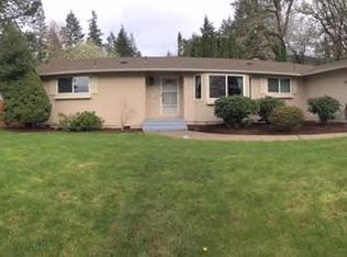 415 S 68th Pl, Springfield, OR 97478