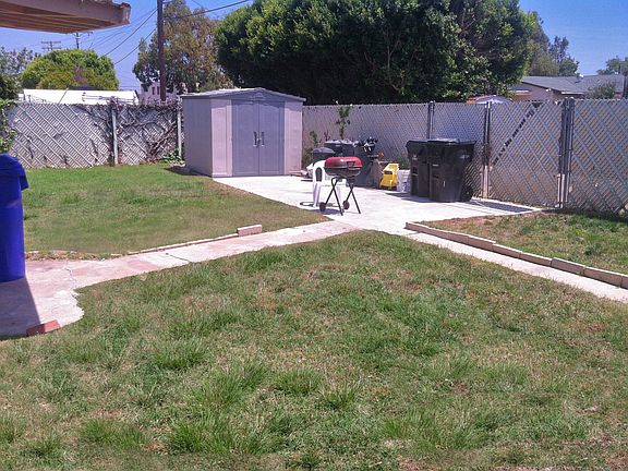 3rd image of 3635 Clairemont Mesa Blvd