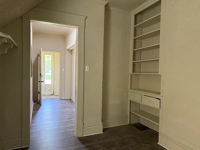 506 Woodlawn Rd #1 — Photo 7