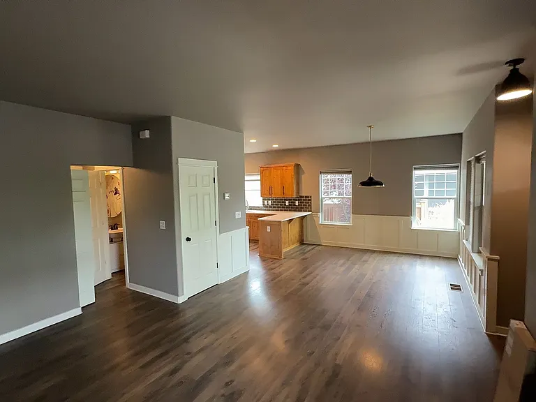 2728 NE Black Oak Pl — Photo 4