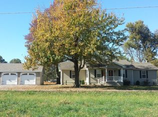 11752 Calsburg Rd, West Frankfort, IL 62896