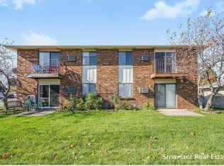 362 Hope Ave APT 1, Holland, MI 49423