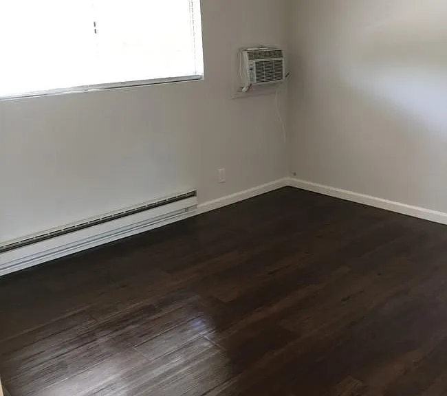 14718 Magnolia Blvd #7 — Photo 9