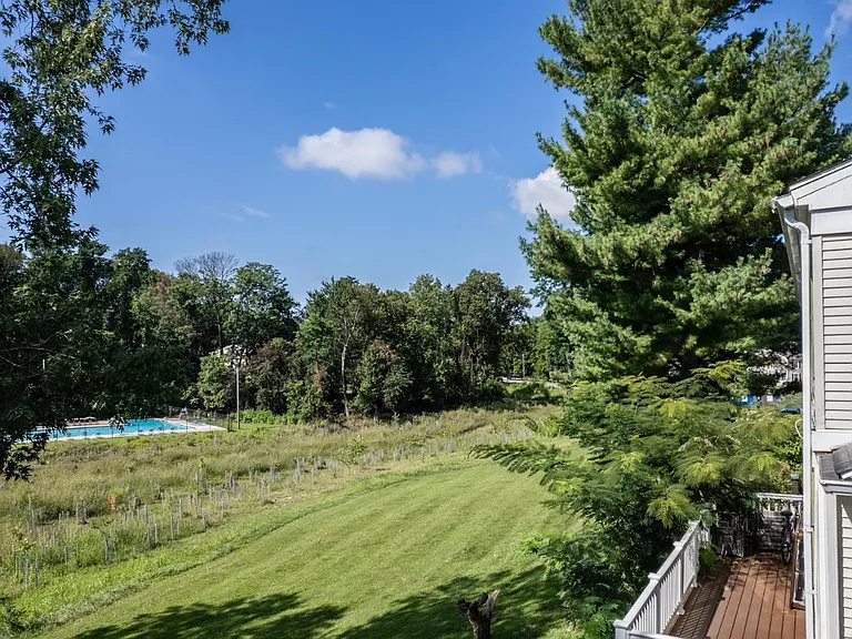 133 Hammershire Rd #C — Photo 6
