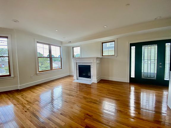 5th image of 74 Union St #2A