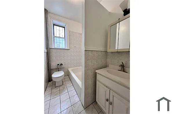 Building Photo - 316 E 93rd St #3