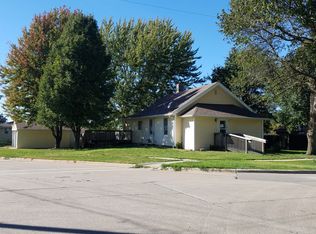 306 3rd Ave SW, Altoona, IA 50009