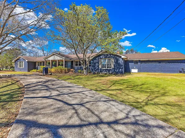 201 Greencrest Ln, Prattville, AL 36067