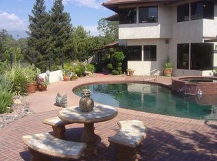 30635 Country Club Dr, Redlands, CA 92373
