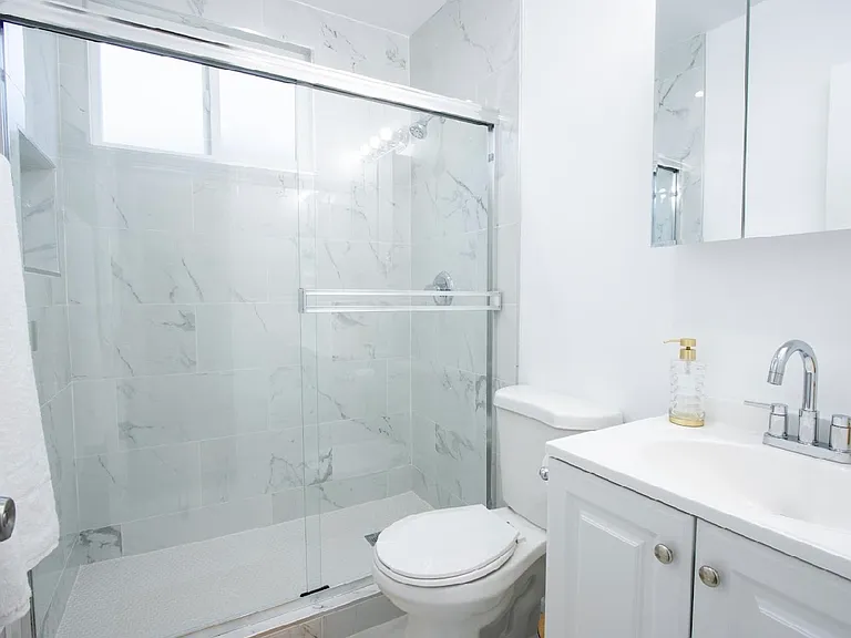 939 N Oxford Ave #3A — Photo 7