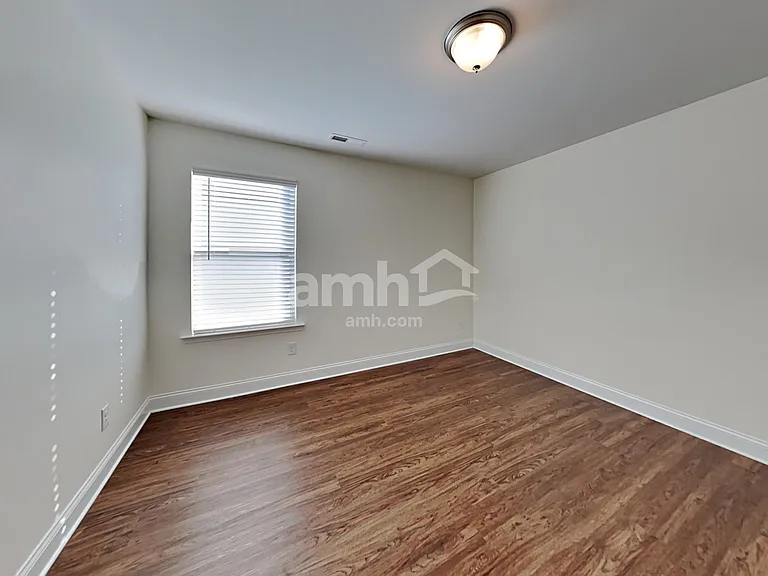 111 Samara Ln — Photo 16