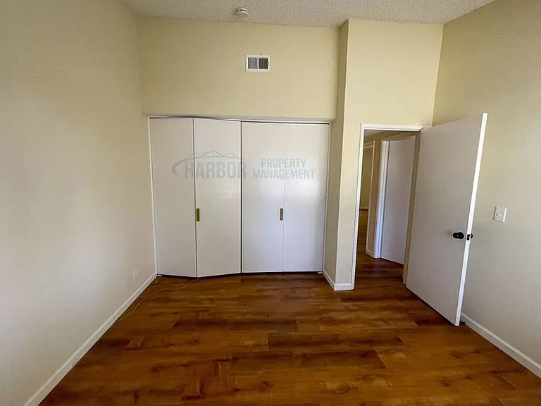 6932 Willowtree Dr — Photo 33