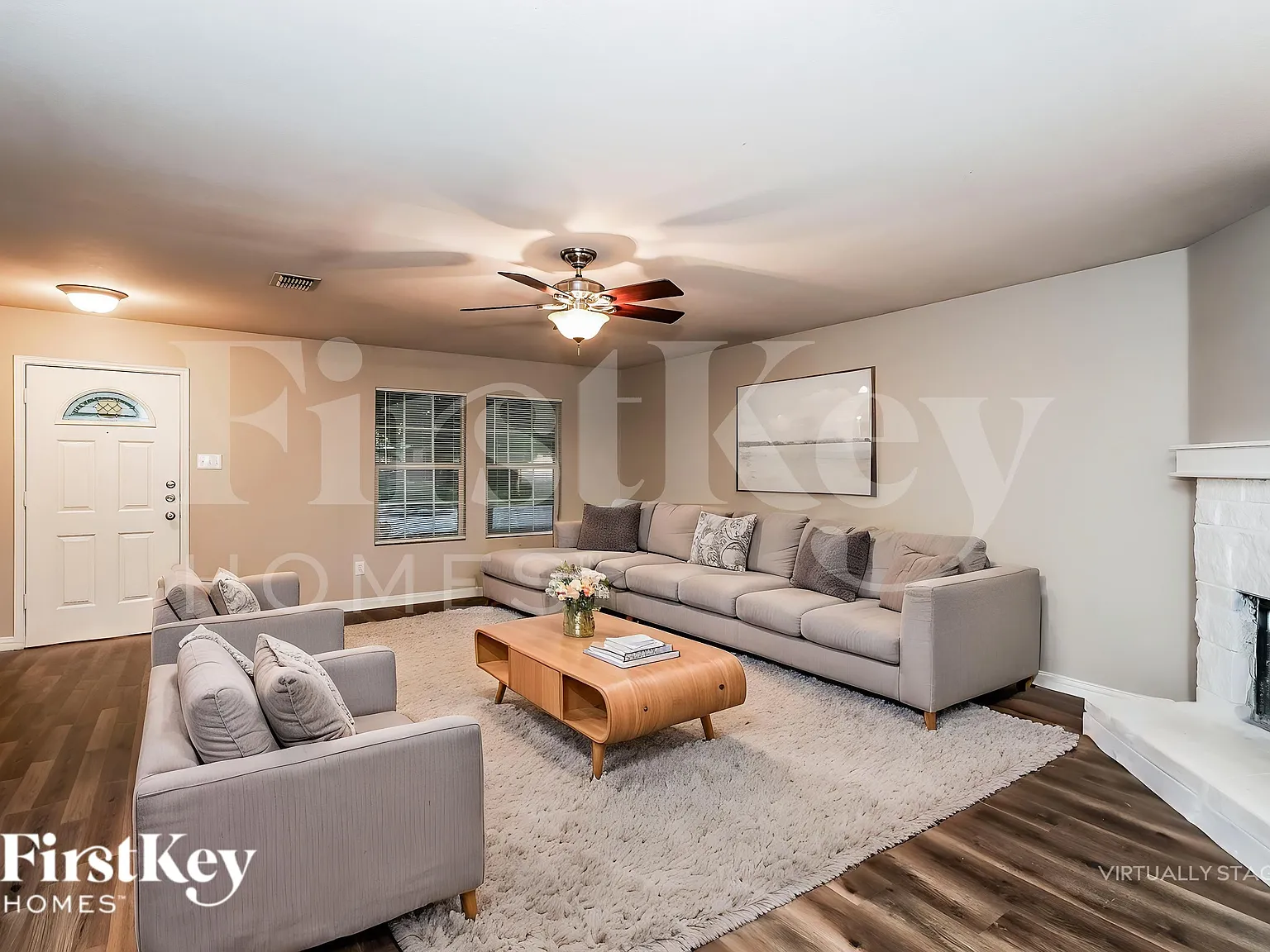 3 bed, 2.0 bath, 1860 sqft, $2,295 — Photo 3