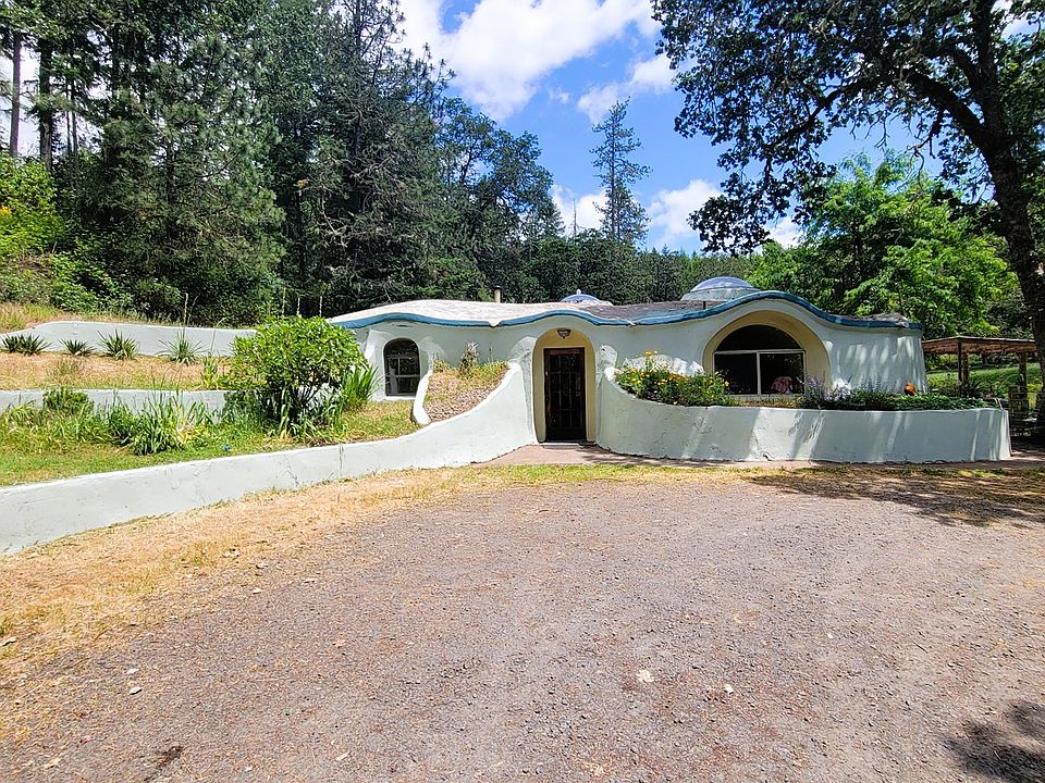 1st image of 86131 Cherokee Dr
