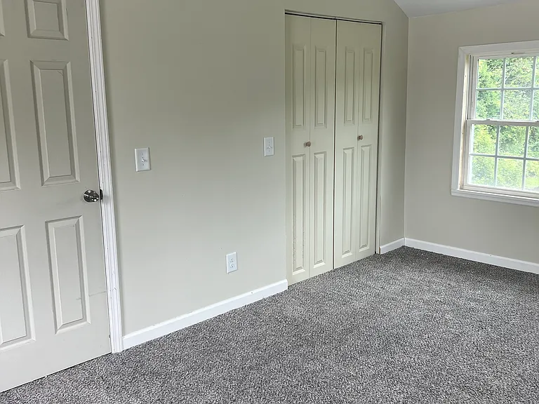 837 Pavie Ave — Photo 12