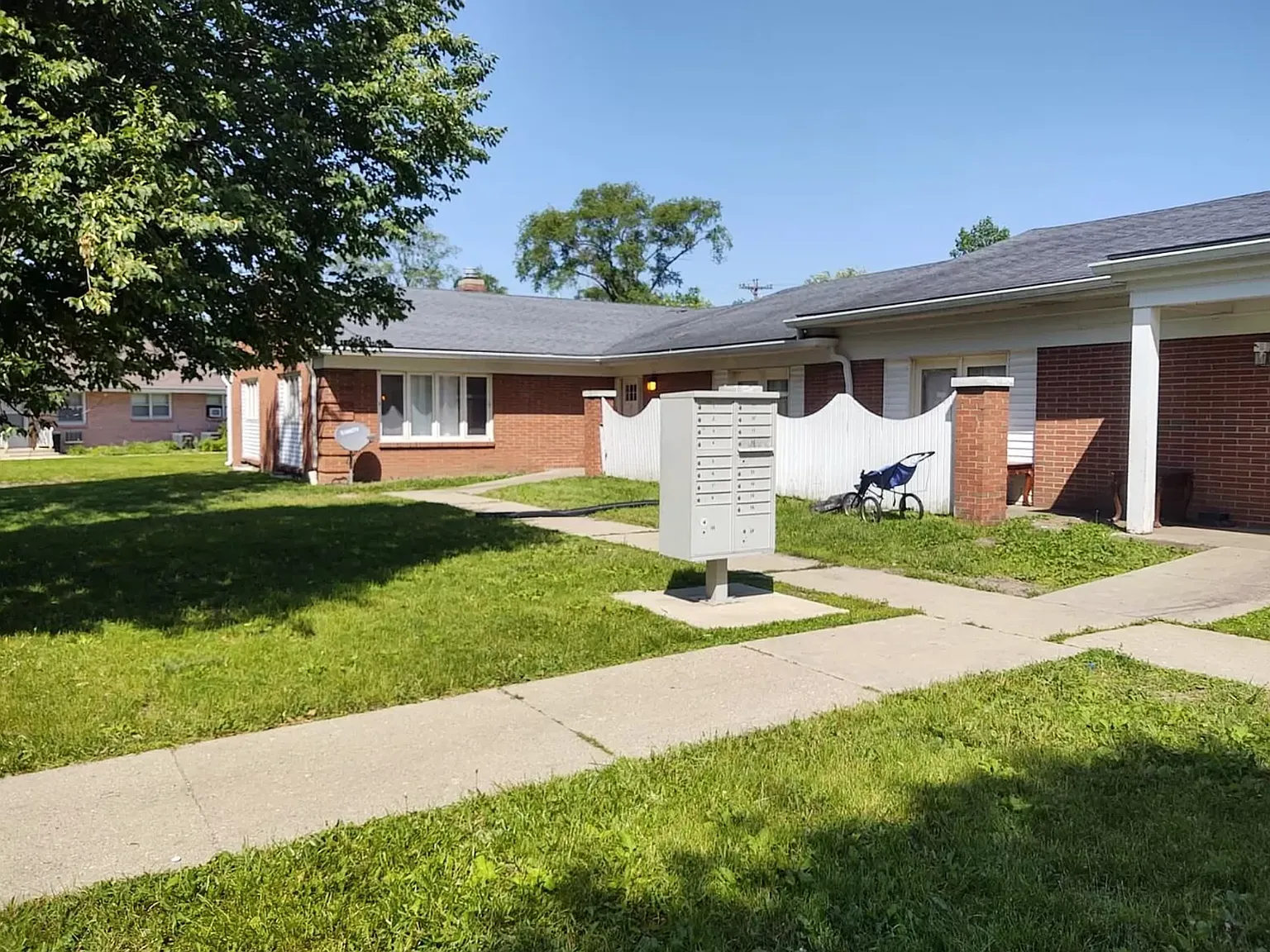 4131 Eastridge Drive - 2 — Photo 2