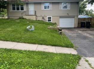 9805 Ohio St, Omaha, NE 68134