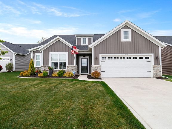 2nd image of 2807 Stirling Dr
