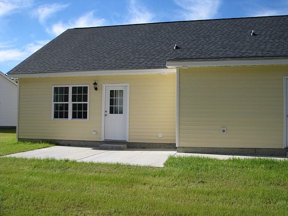 2nd image of 1311 Echo Lake Ln