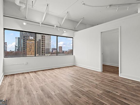5th image of 120 Ralph McGill Blvd NE APT 703