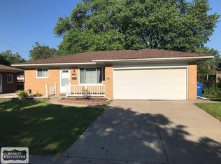 29369 Pinto Dr, Warren, MI