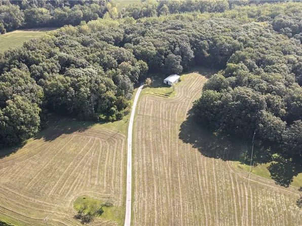 812 N 500th, Toledo, IL 62468